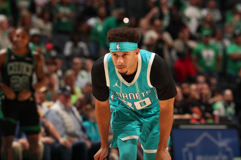 接球队的防 接球队的防